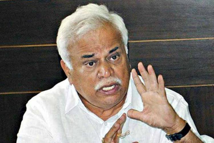 ಉಡಾನ್ ಯೋಜನೆಯಡಿ 19 ವಿಮಾನ ನಿಲ್ದಾಣಗಳ ಅಭಿವೃದ್ಧಿ : ಆರ್.ವಿ.ದೇಶಪಾಂಡೆ